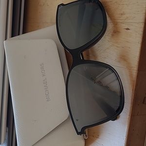 Michael Kors Zermatt polarized sunglasses black